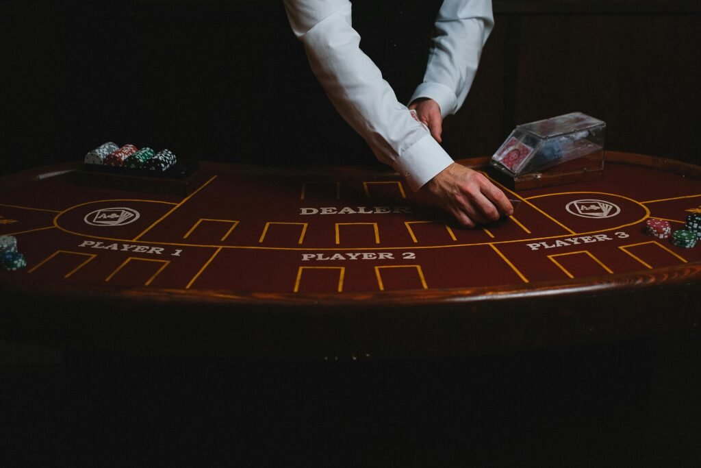 Kazino žaidimų licencijos ir jų reikšmė: Ką reikia žinoti apie saugumą ir teisinį reglamentavimą
